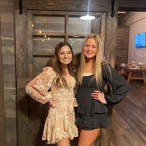 Meet your Posher, Alyssa